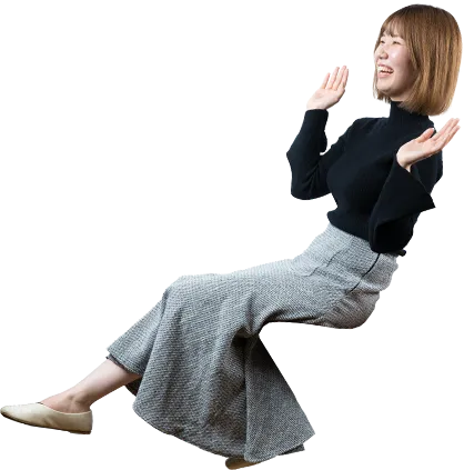 写真に座る女性